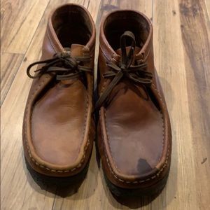 Clarks wallabees all leather!!!